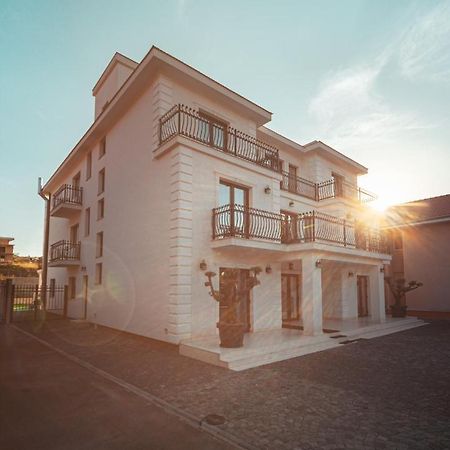 Vila Venus Sînmartin エクステリア 写真