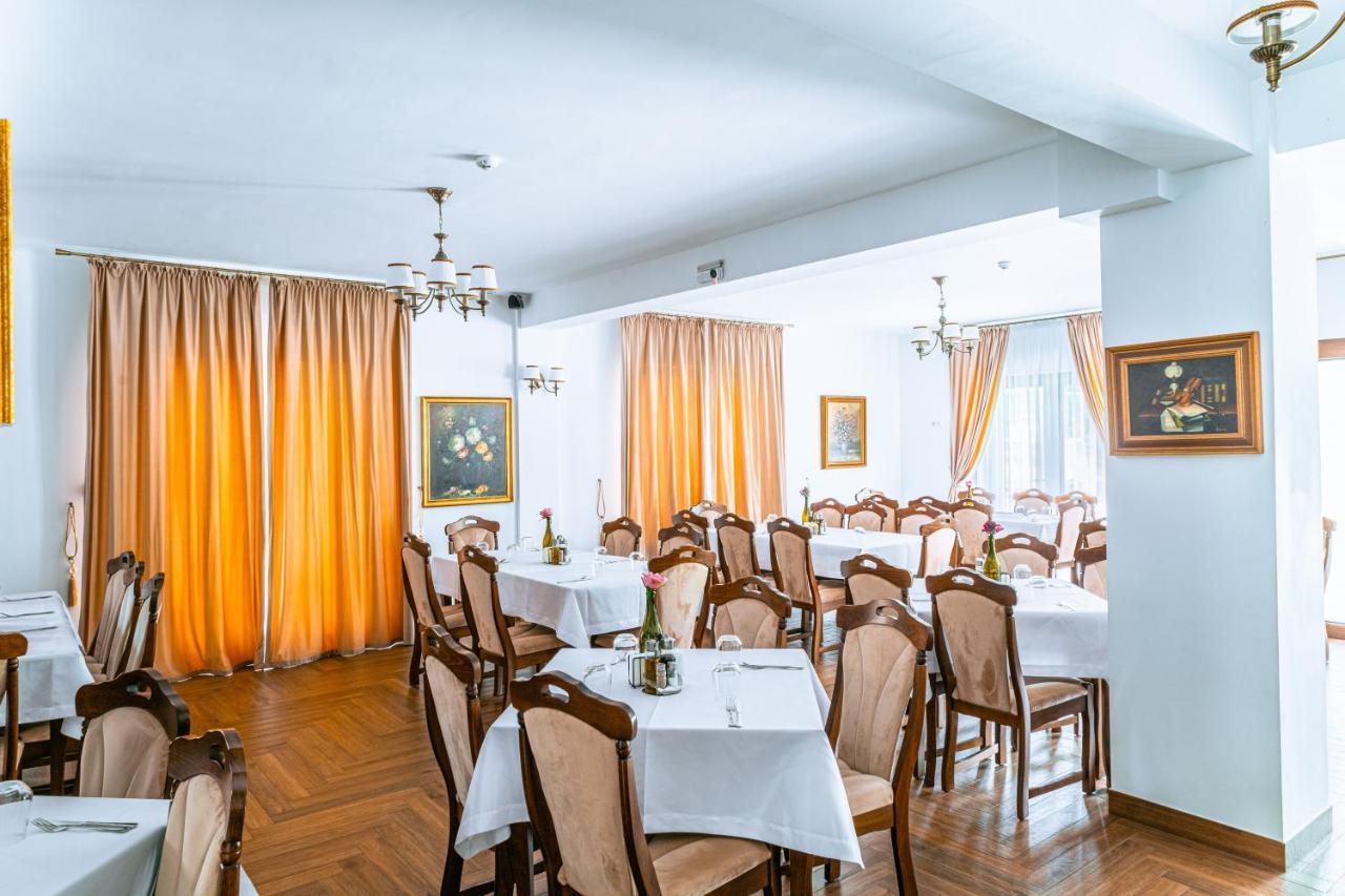 Vila Venus Sînmartin エクステリア 写真