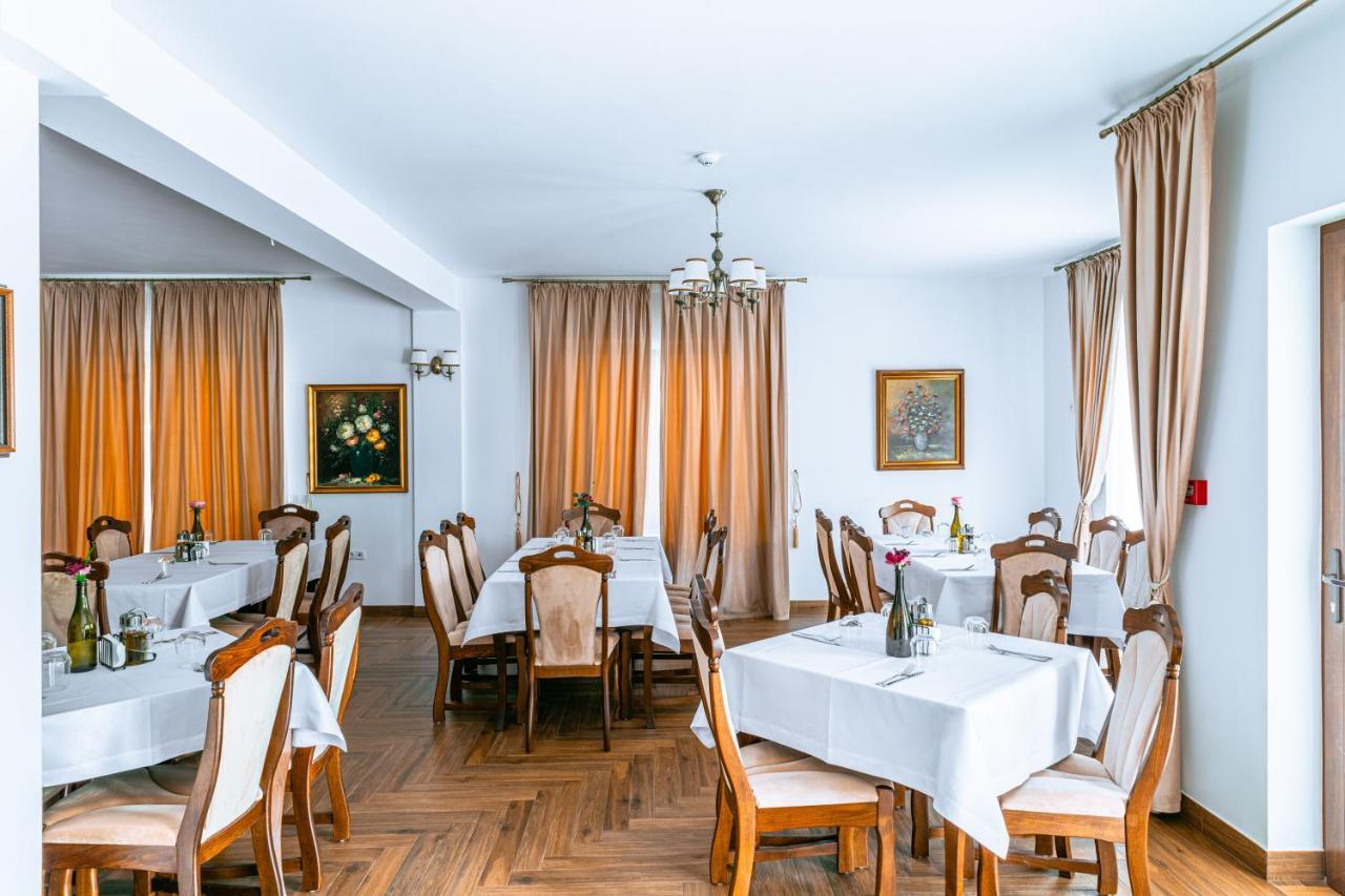 Vila Venus Sînmartin エクステリア 写真